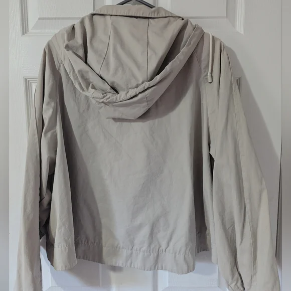ZARA Short Jacket - Picture 3 of 6